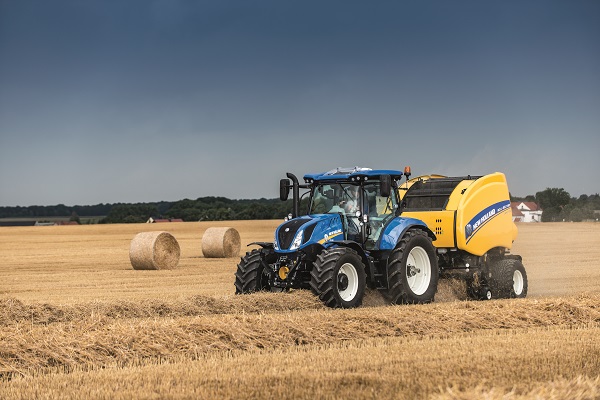 New Holland now fits 4.5 litre, four cylinder engines in all but the largest model in its latest T6 range of mid-power tractors.