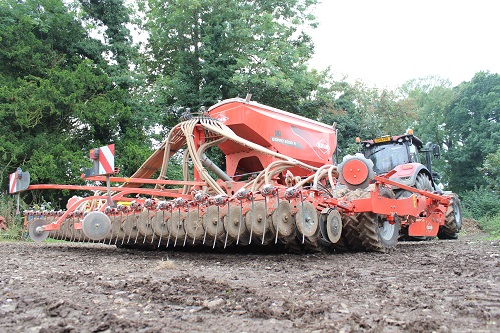 Tri Counties Biogas were looking for a drill that would do a lot of work directly into ploughed ground, as well as min-till.