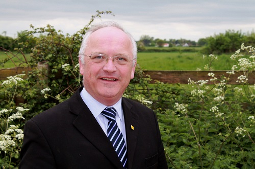 Spring linseed is seeing an upsurge in planting because it ticks a lot of boxes, believes Nigel Padbury.