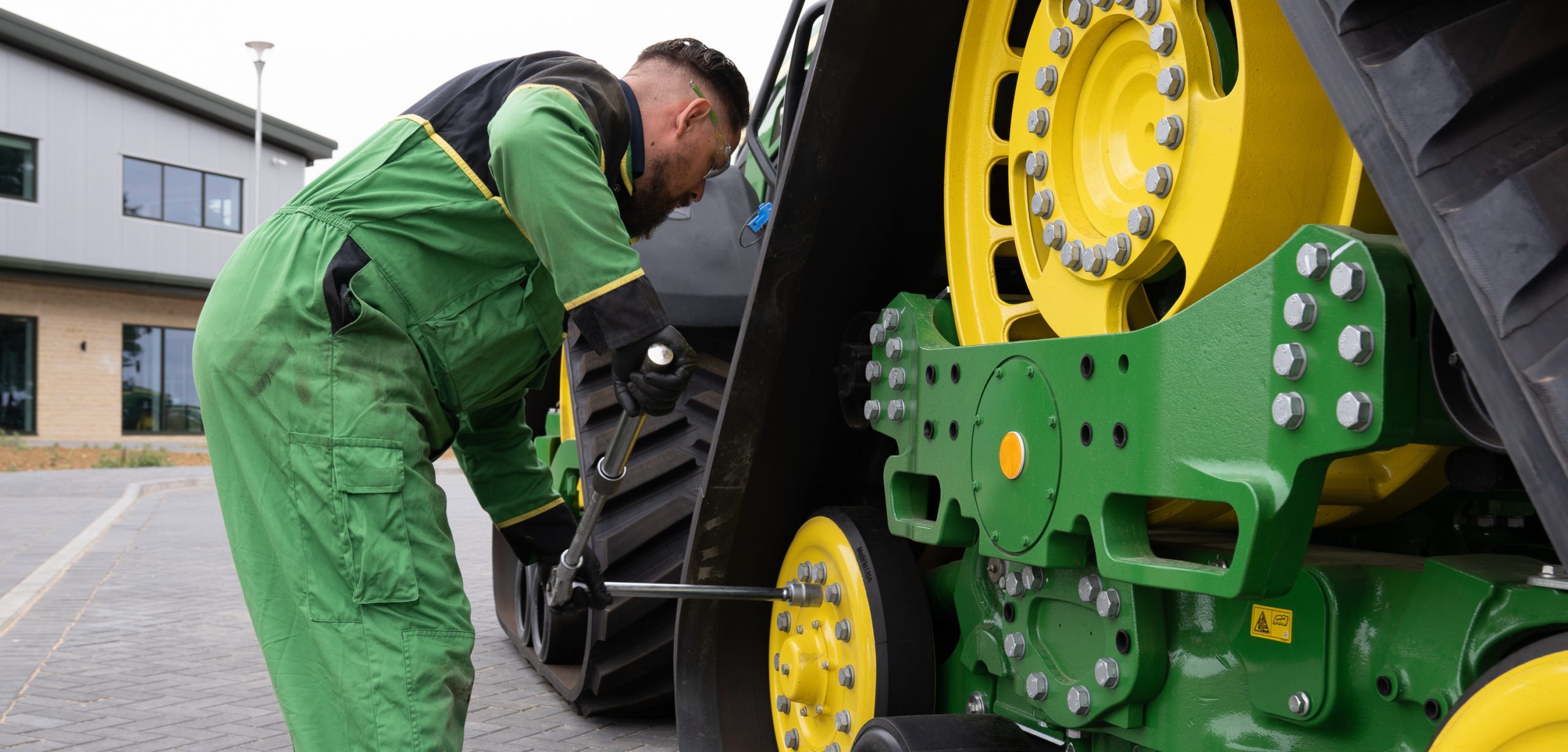 John Deere announces online careers event targeted at military service