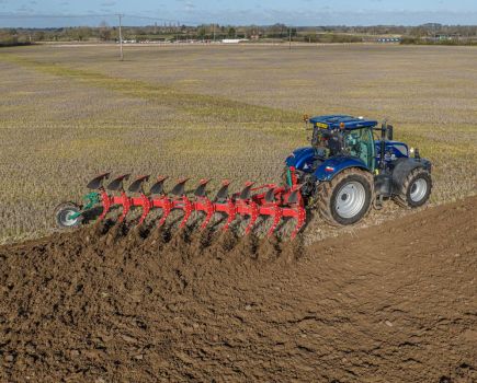 Ploughing min-till: Shallow approach