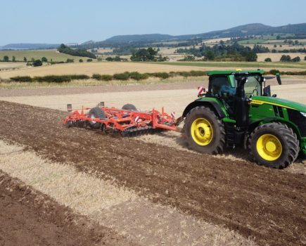 Kuhn Performer Select 3000 cultivator